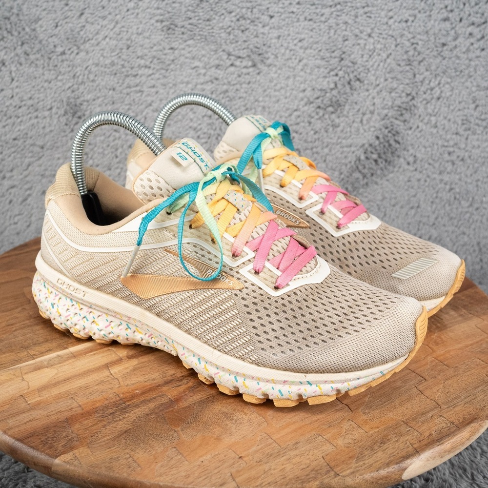 Brooks Ghost 12  Women's 8.5 Athletic Shoes with Multicolor Laces